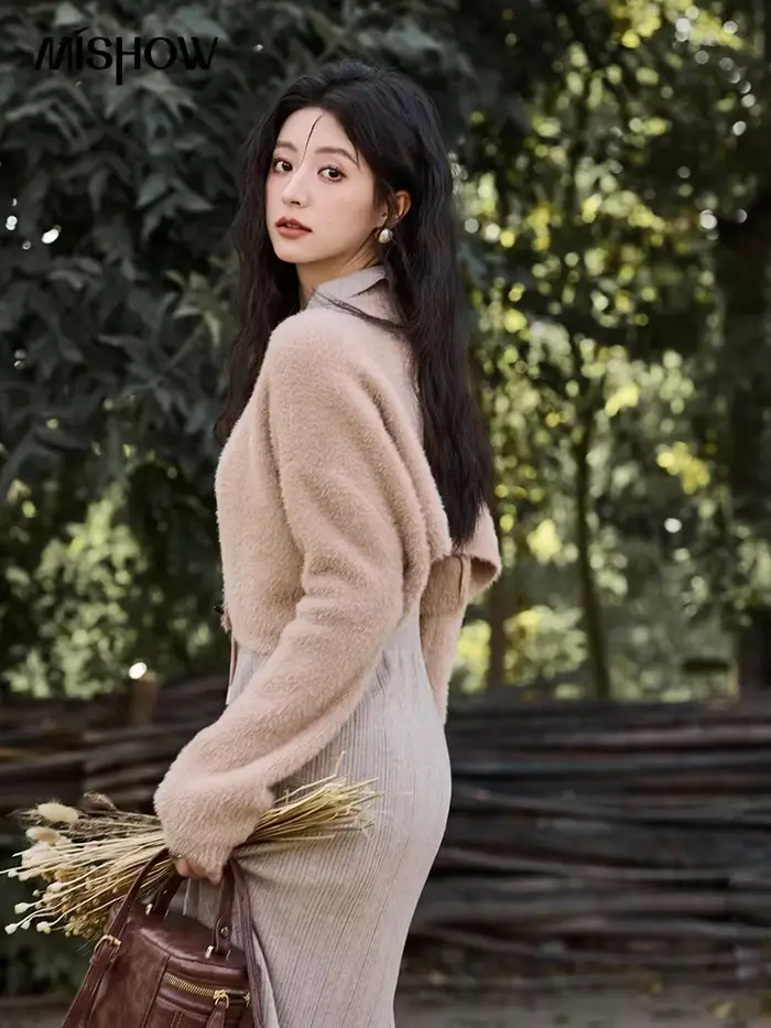 Robe pull femme en fourrure de vison style tricoté à manches évasées et haute élasticité pour automne hiver élégante