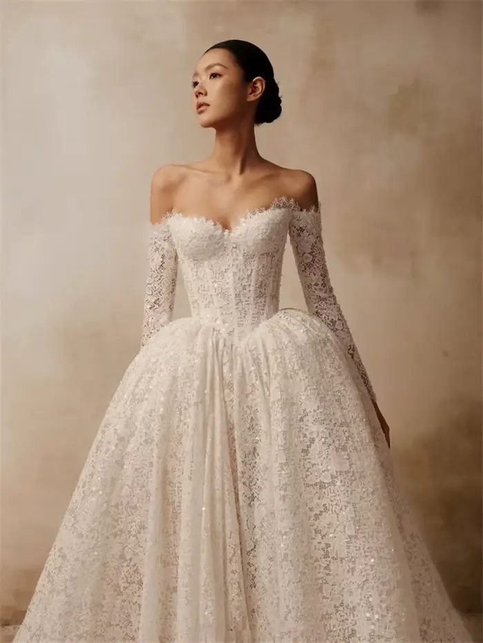 Robes de mariée 2026 élégantes pour cérémonie religieuse