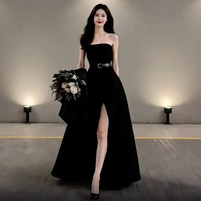 Robe de mariée noire sans bretelles