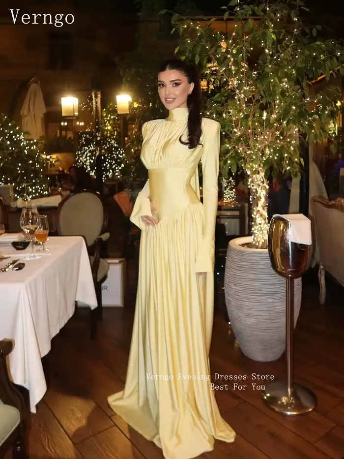 Verngo – robe de soirée moderne en satin jaune