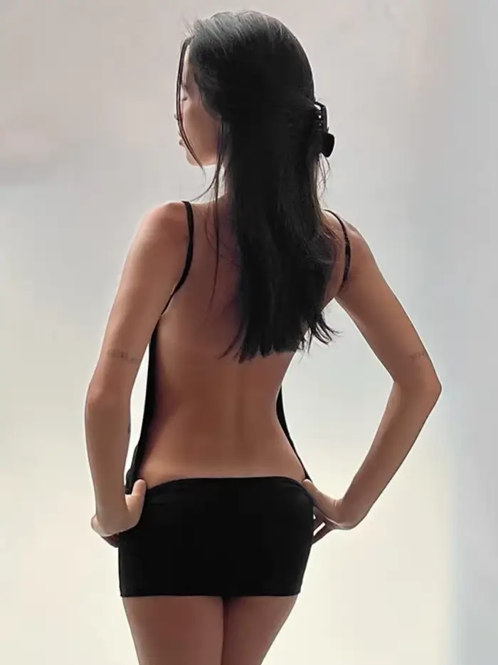 Robe noire dos nu pour femmes