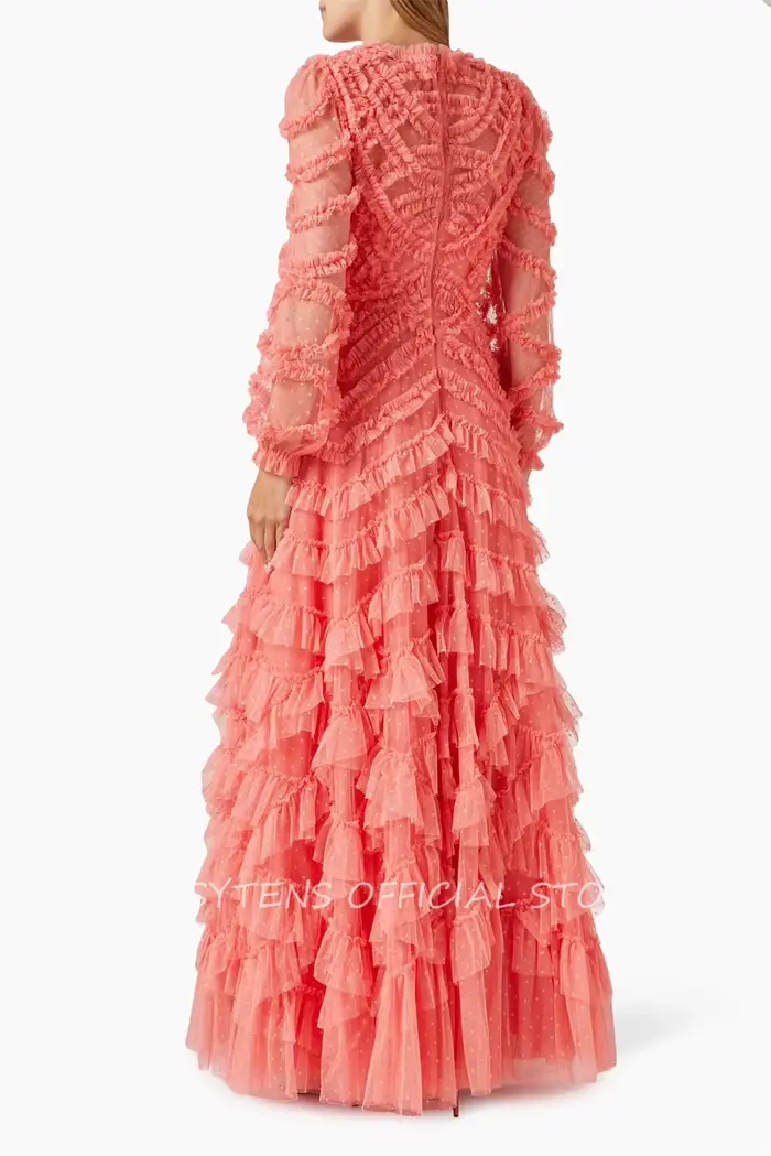 Robe de soirée à pois roses