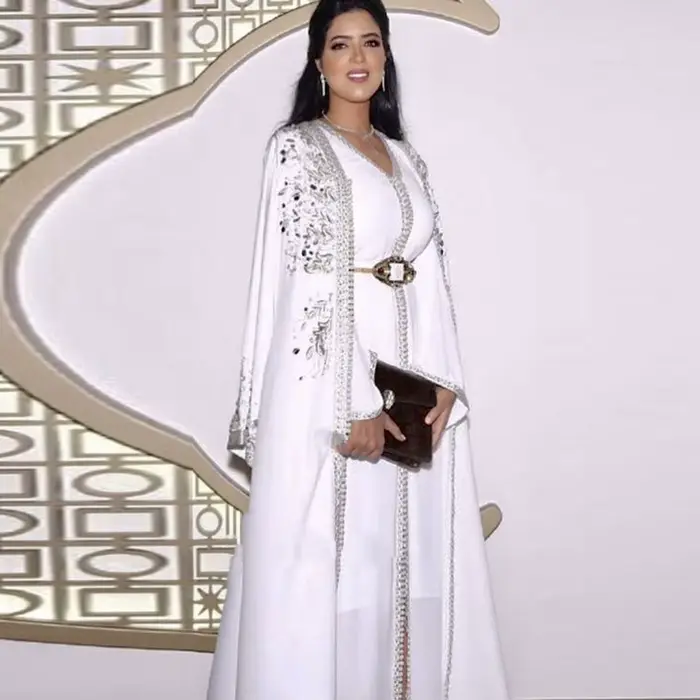 Robe de bal musulmane blanche 2026