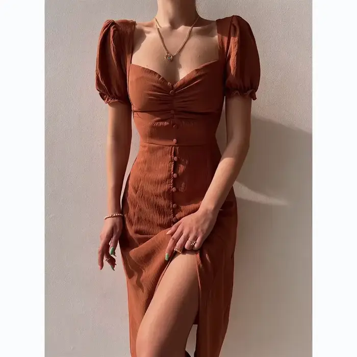 Robe mi-longue à col en V enveloppante de poitrine avec manches courtes bouffantes pour femmes élégantes et sexy occasions spéciales été 2024