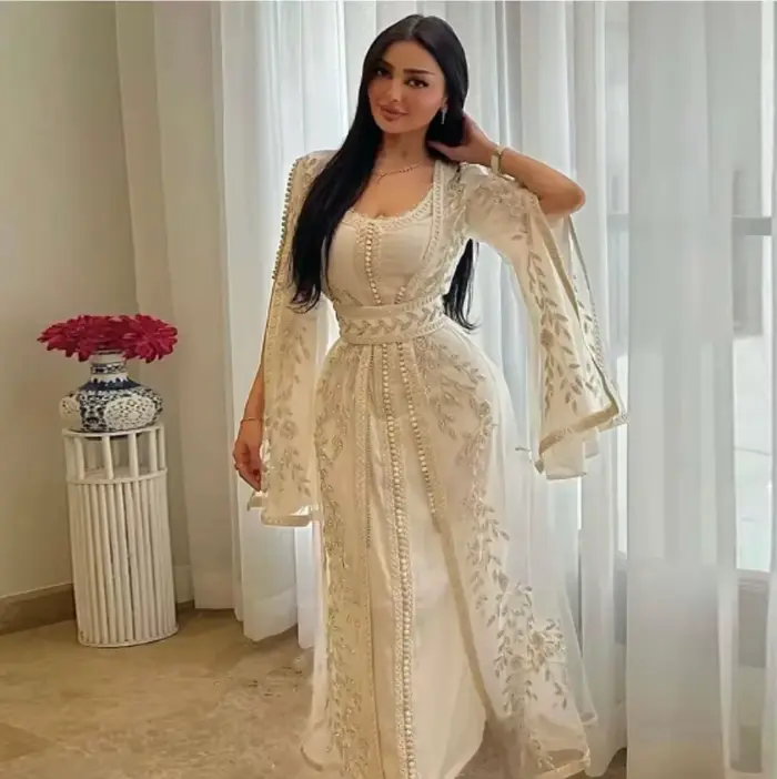 Robes de soirée musulmanes pour femmes, caftan marocain, ligne A, appliques transparentes, dentelle,