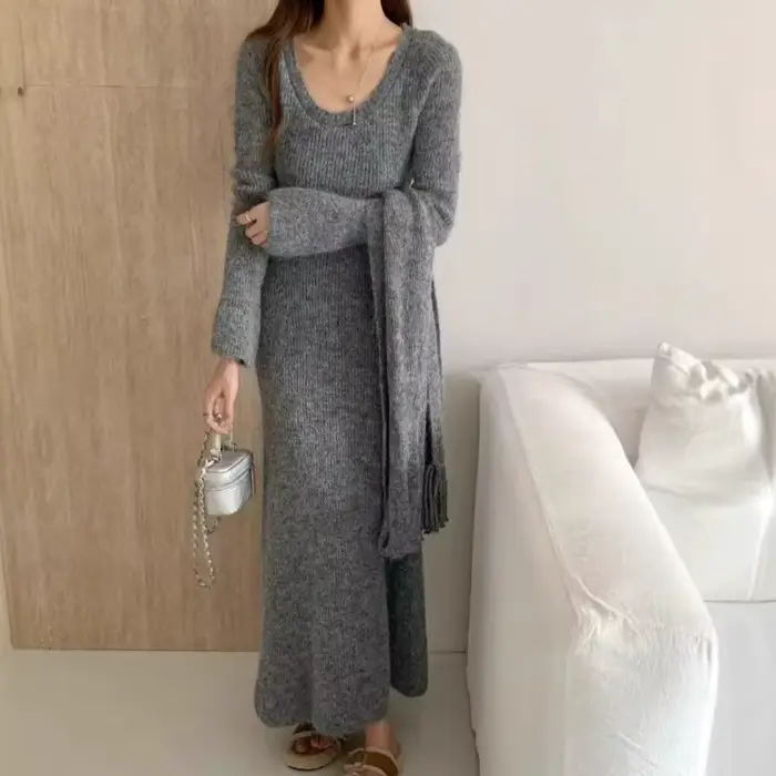 Robe pull tricotée gris pour femmes style décontracté automne hiver confortable élégante à offrir ocassions spéciales
