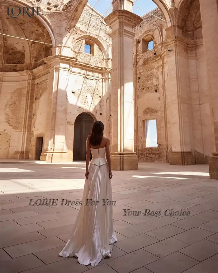 Robe de Mariée Élégante Médievale LORIE en Satin, Dos Nu, Personnalisée Blanc, Ivoire ou Couleur Spécifique pour Femmes Occasions Spéciales
