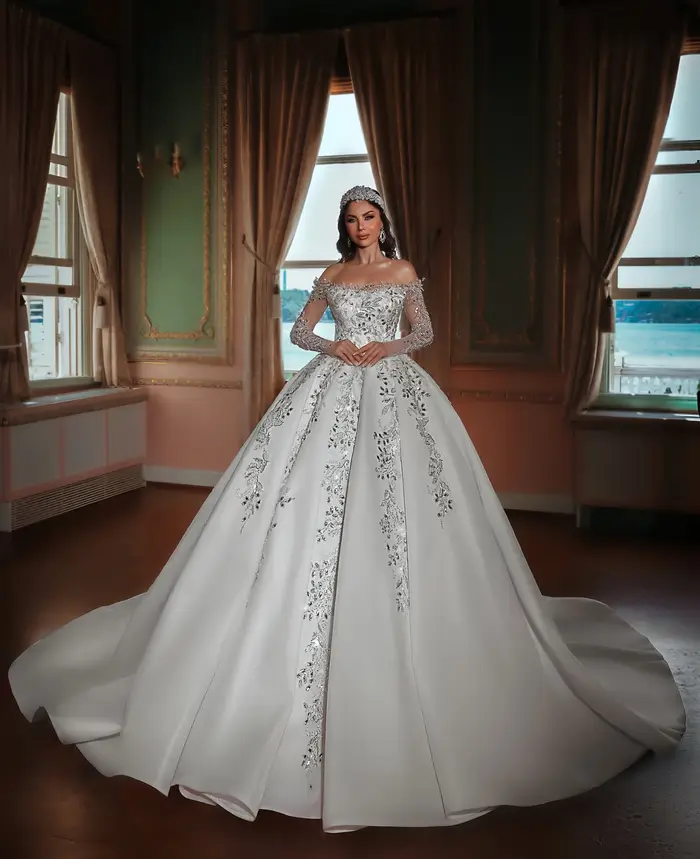 Robe de mariée élégante et noble personnalisable