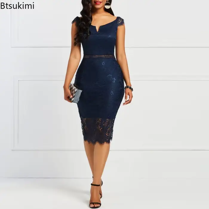 Robe ronde en dentelle à manches courtes et col en V pour femmes
