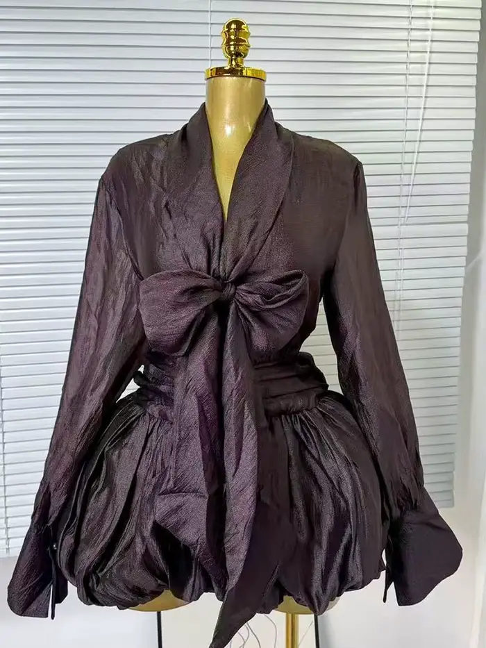 Robe d'automne avec nœud papillon
