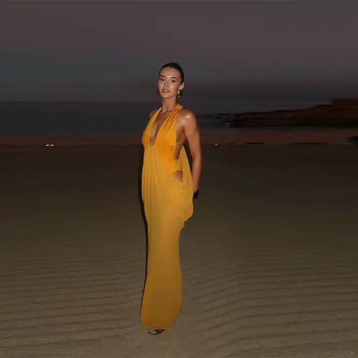 Nouvelle Robe Longue Maxi Fluide Bohème pour Femme, Style Vacances, Drapée, Coupe Ample, Dos Nu, Col