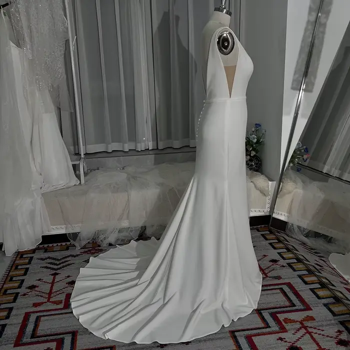 Mryarce Simple élégant Sexy plongeant crêpe robes de mariée avec des ailes en mousseline détachables