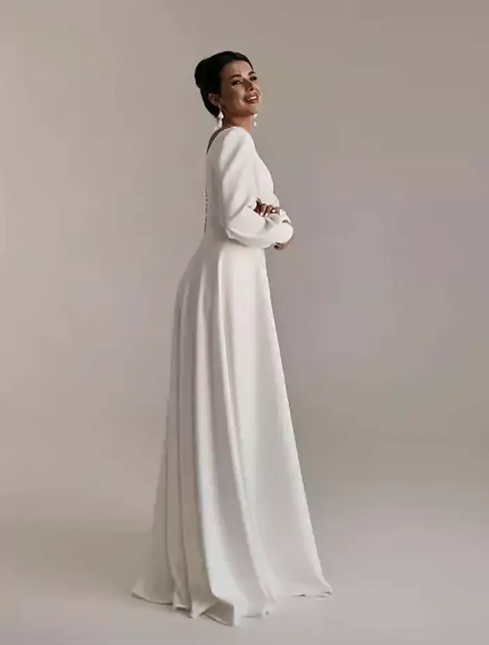 Robe de Mariée Arabe Élégante en Satin Boîteuse à Manches Col Carré Taille Sur Mesure Occasions Spéciales