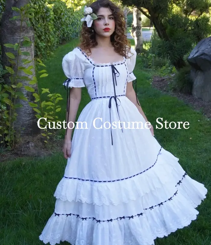 Robe de bal MARISOlSANCHEZ style bohème laine tricotée satiné col carré appliques décoration pour bal mariage gala occassions spéciales