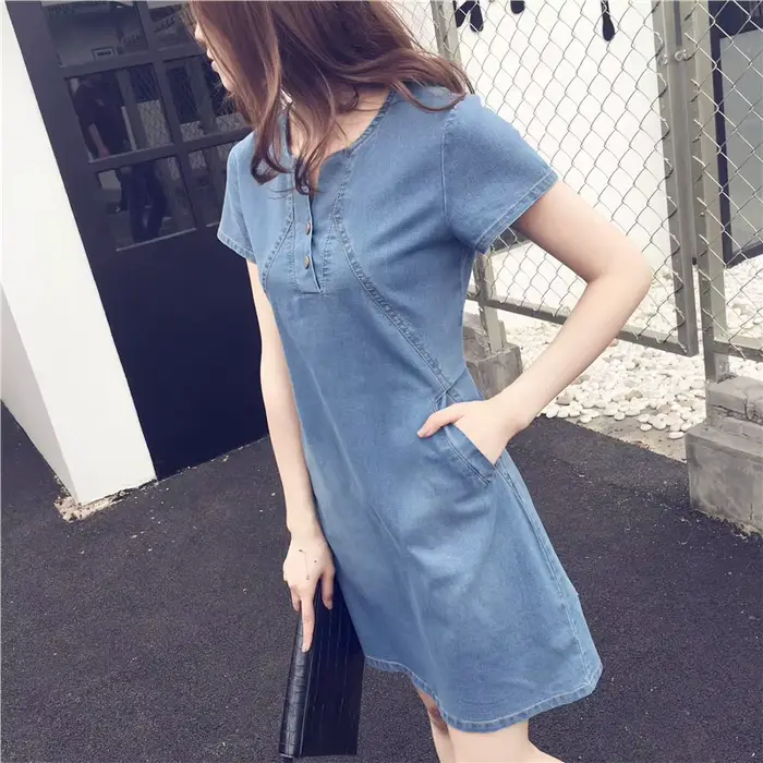 Robe en jean décontractée avec poche à boutons pour femmes