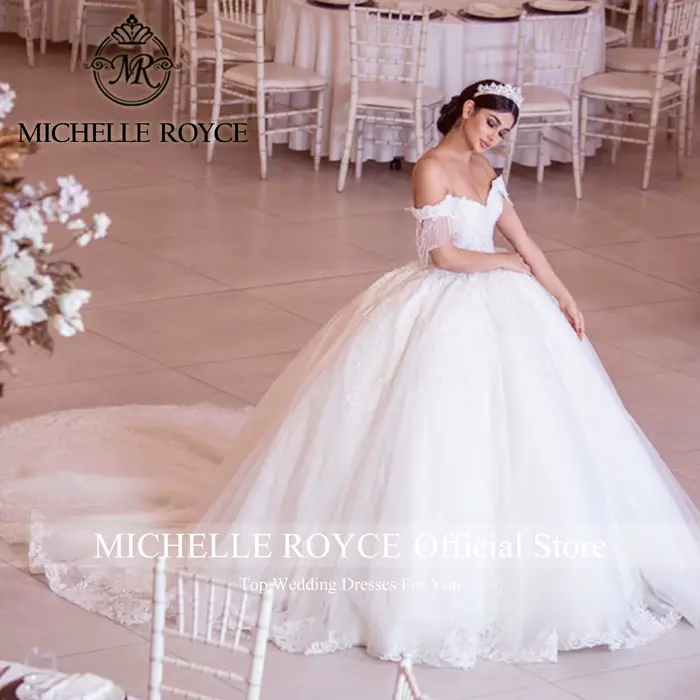 Robe de bal Michelle Royce en polyester et soie avec train royal et décorations de perles et de cristal pour femmes à offrir pour des occasions spéciales