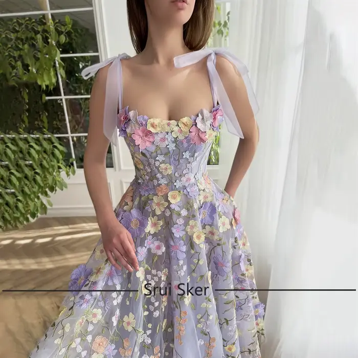 Robe de mariée personnalisée mi-mollet en dentelle 3D avec bretelles spaghetti pour femmes élégance moderne occasions spéciales