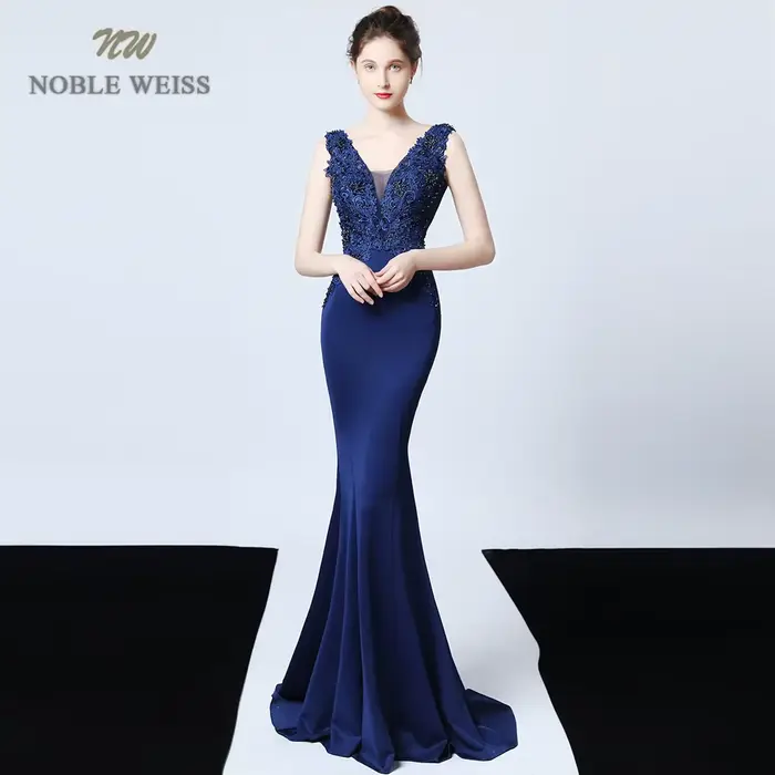 Robe de soirée en satin sirène à col en V
