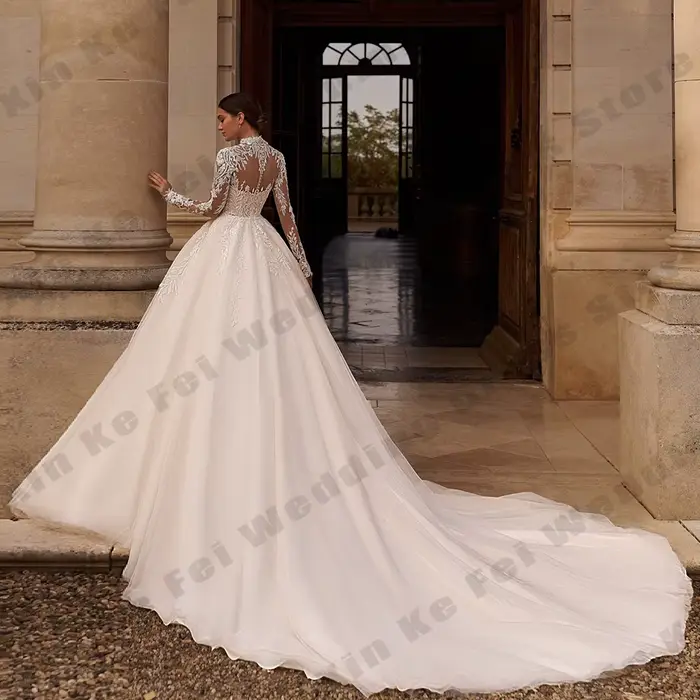 Magnifiques robes de mariée pour femmes