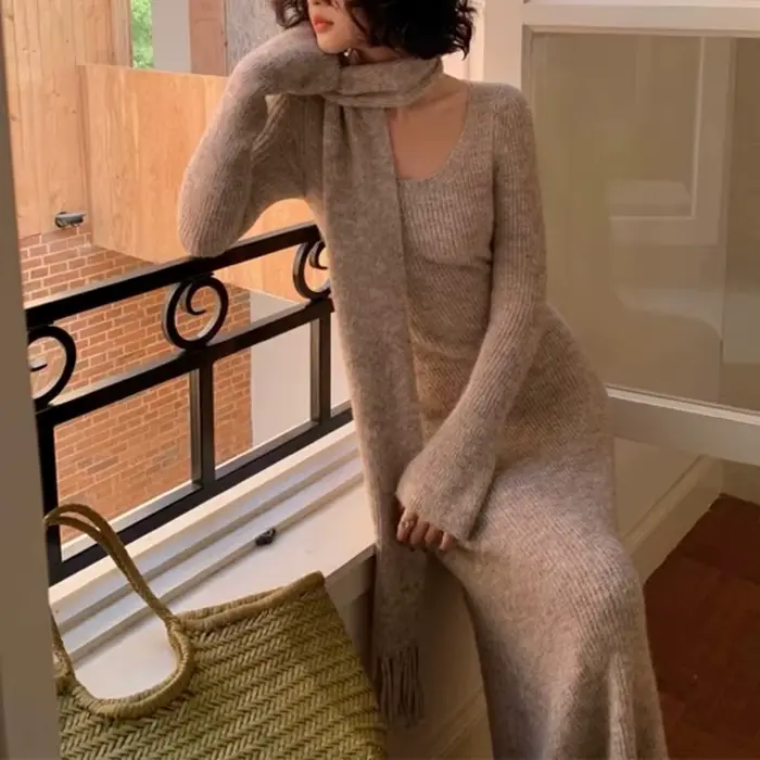 Robe pull tricotée gris pour femmes style décontracté automne hiver confortable élégante à offrir ocassions spéciales