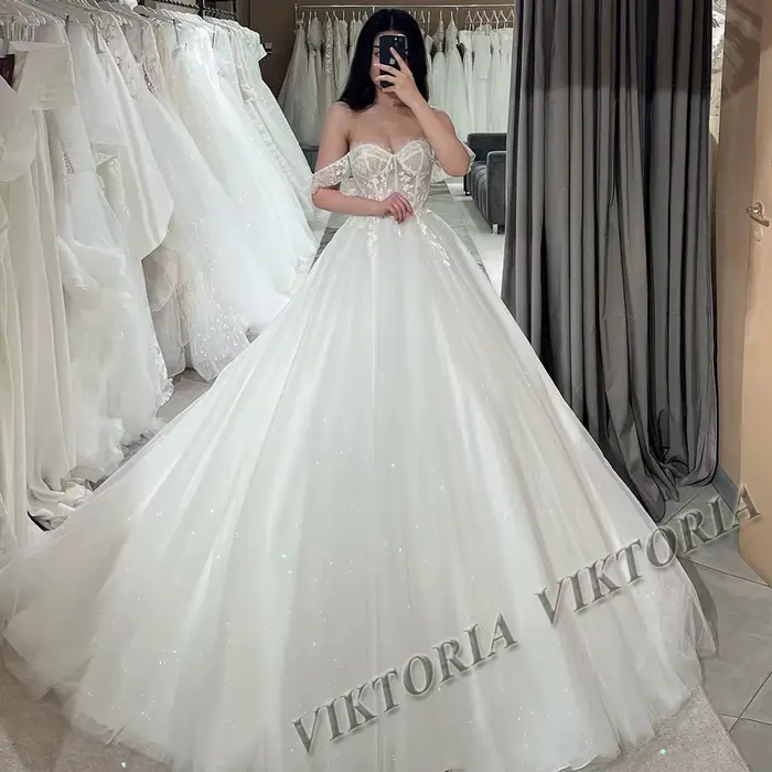 VIKTORIA-Robe de Mariée Moderne à Lacets pour Femme, Vêtement Personnalisé