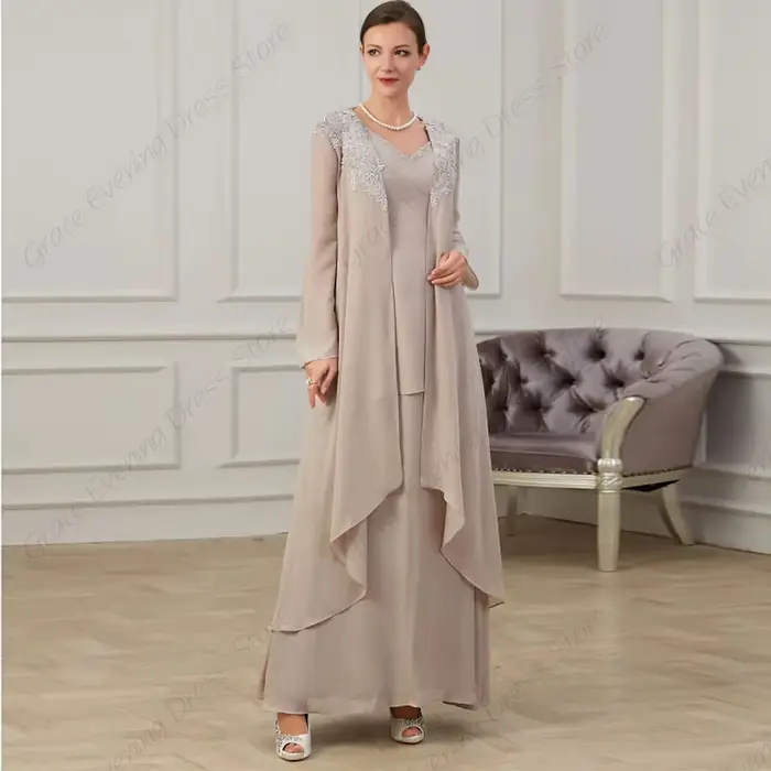 Robe personnalisée pour mère de la mariée avec dentelle et imprimé floral, silhouette plage, mousseline, soutien-gorge intégré, pour cérémonies de mariage et occasions spéciales