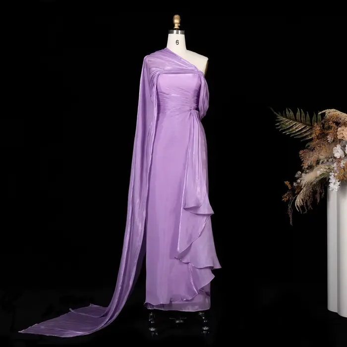 Robe de soirée élégante pour femme Sharon Said 2026 avec cape drapée