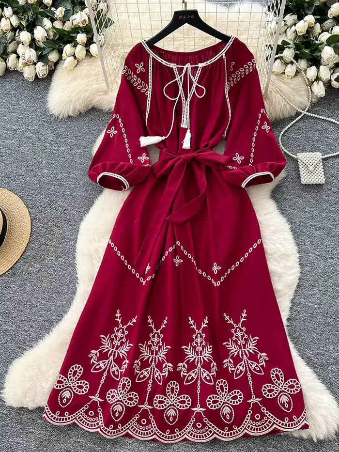 Robe de Style vacances bohème pour femmes, avec broderie rétro, manches lanternes, ample, décontract
