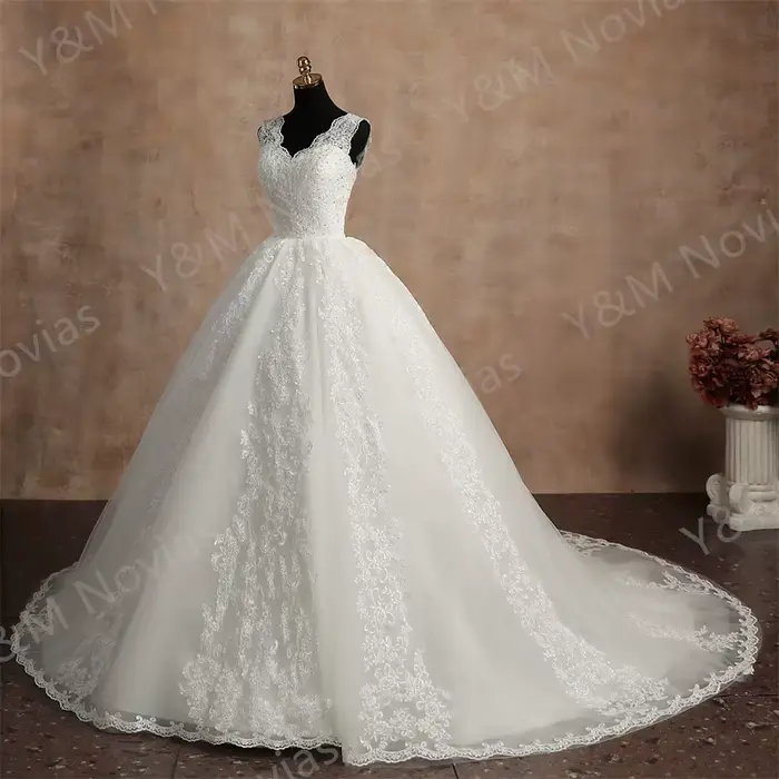 Robe De mariée blanche sans manches