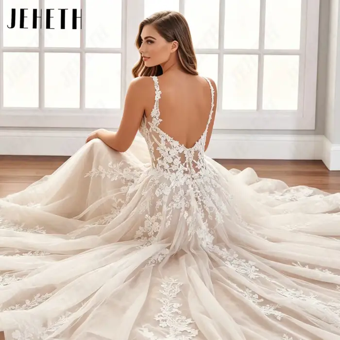 JEHETH Robe Mariée Tulle Pailleté Coupe A Col V Bretelles Fines Appliques Dentelle Florale 3D Corset Transparent Dos Nu Traîne Chapelle Shooting Pièce à Grandes Fenêtres Intérieur Minimaliste Romantiq