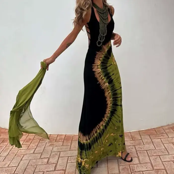 Robe longue portefeuille ajourée