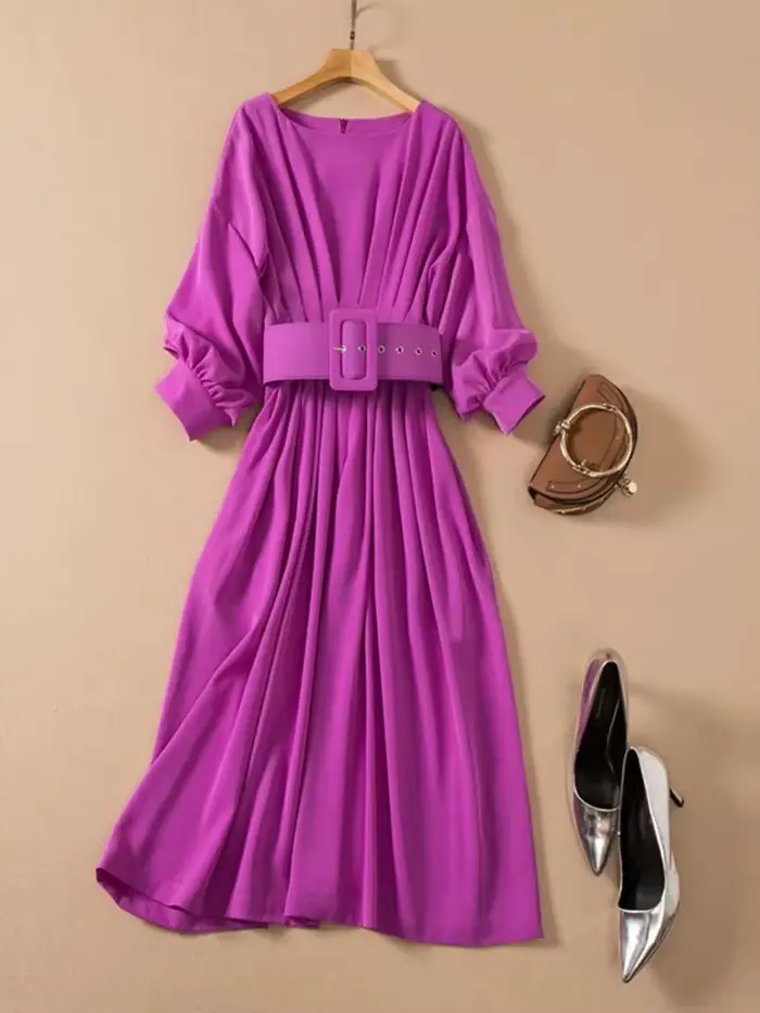Robe mi-longue plissée pour femmes