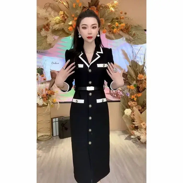 Robe mi-longue taille haute pour femme