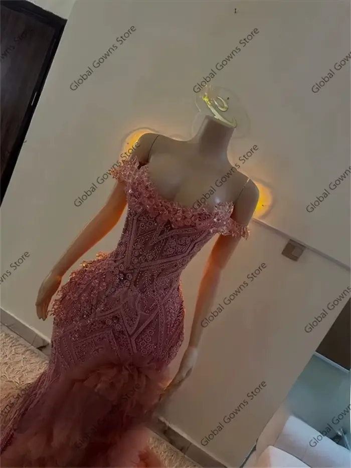 Robe de bal rose à épaules dénudées, ornée de perles et de cristal, silhouette sirène, pour soirées officielles, personnalisable