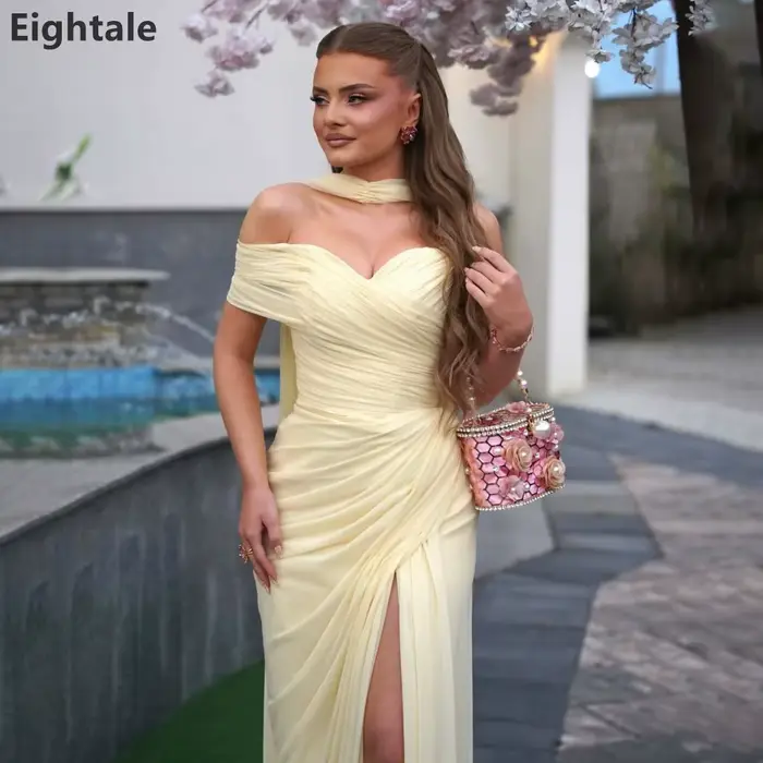 Robe de soirée Eightale 2026 jaune pâle à épaules dénudées