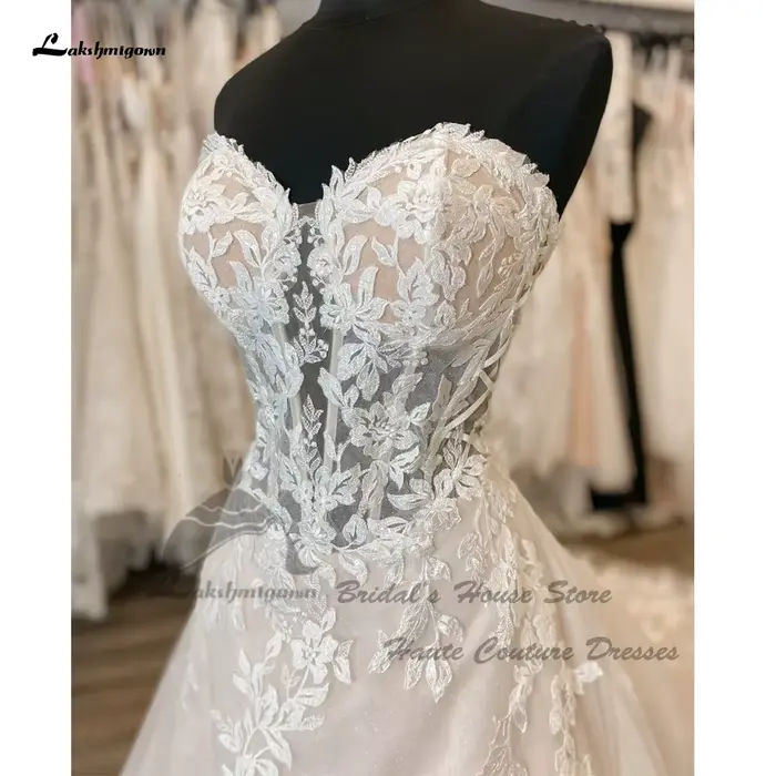 Robe de mariée en dentelle champagne pour femme