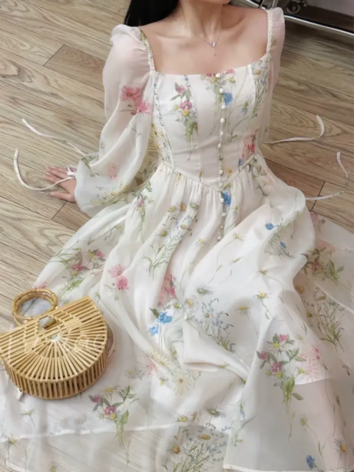 Robe midi en mousseline florale à col carré et manches longues pour femme