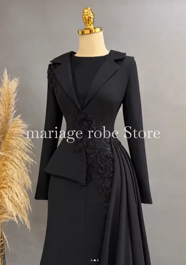 Robe de soirée formelle noire à manches longues