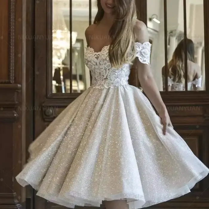 Robe De mariée courte brillante en dentelle