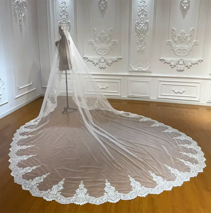 Amanada Novias voile de mariée long avec bordure en dentelle de luxe