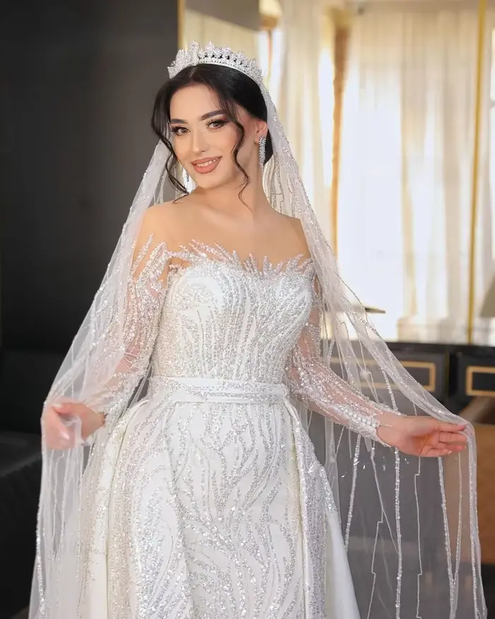 Robe de Mariée Sirène Scintillante en Dentelle de Luxe avec Train Détachable pour Femmes Occasions Spéciales