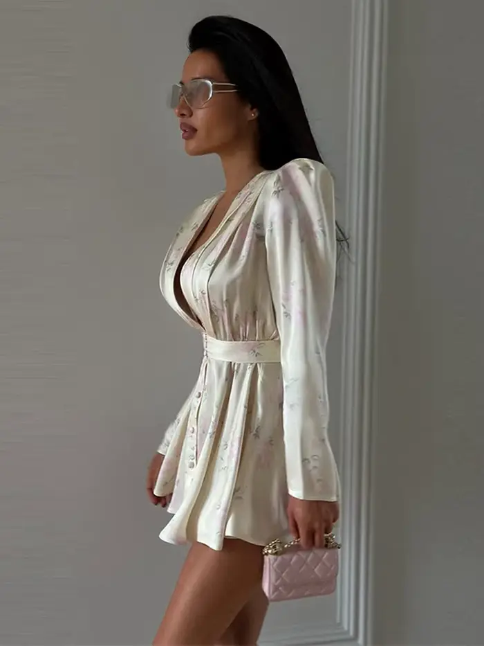 Robe élégante imprimée pour femme, manches longues, taille cintrée avec ceinture, collection Printemps-Été 2026, idéale pour les vacances et les occasions spéciales