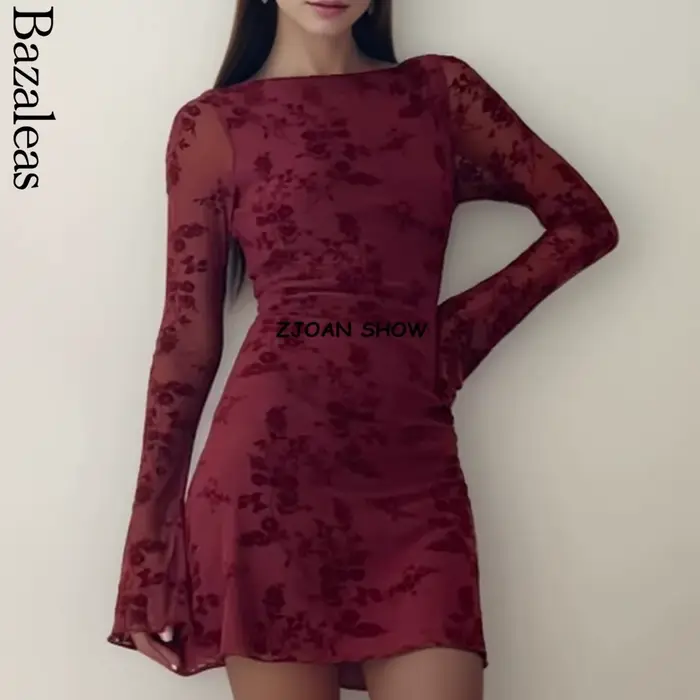 Mini robe en maille à col slash pour femme