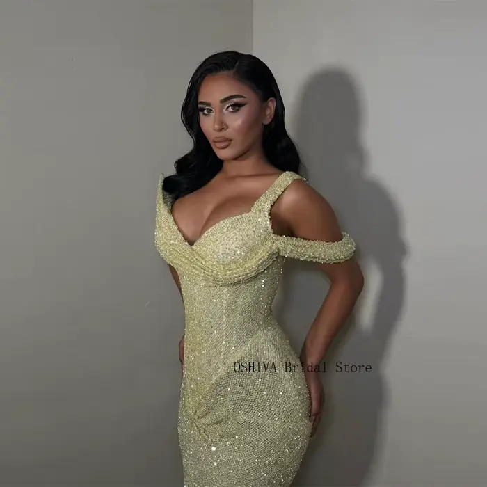 Robe de soirée brillante et magnifique