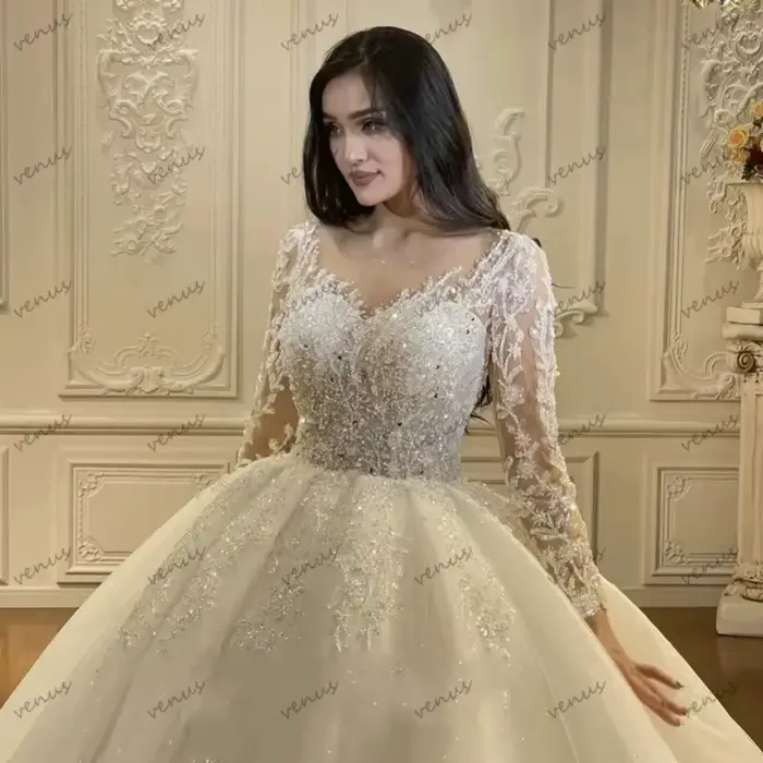 Robe de mariée exquise à plusieurs niveaux en polyester avec décolleté MON AMOUR et train de balayage pour femmes enceintes et occasions spéciales