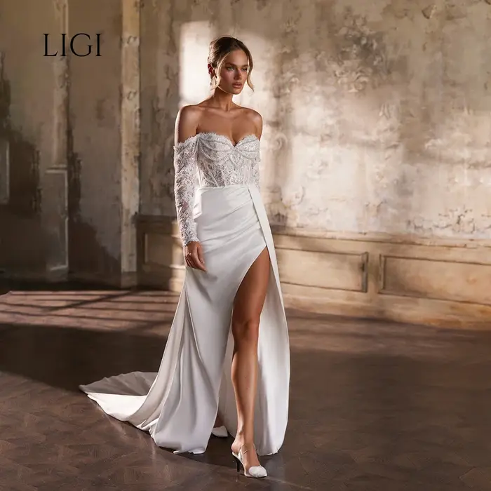 Robe de mariée sirène classique LIGI en dentelle et coton blanc ou ivoire style trompette avec train de balayage pour mariage