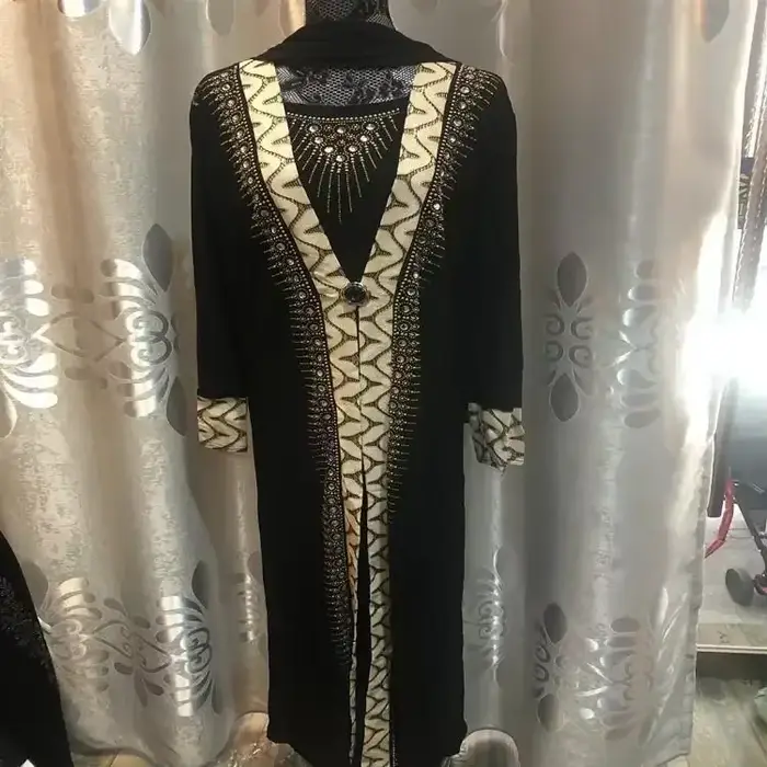 Abaya islamique caftan batik avec diamants pour femmes occassions spéciales Ramadan Aïd élégante robuste