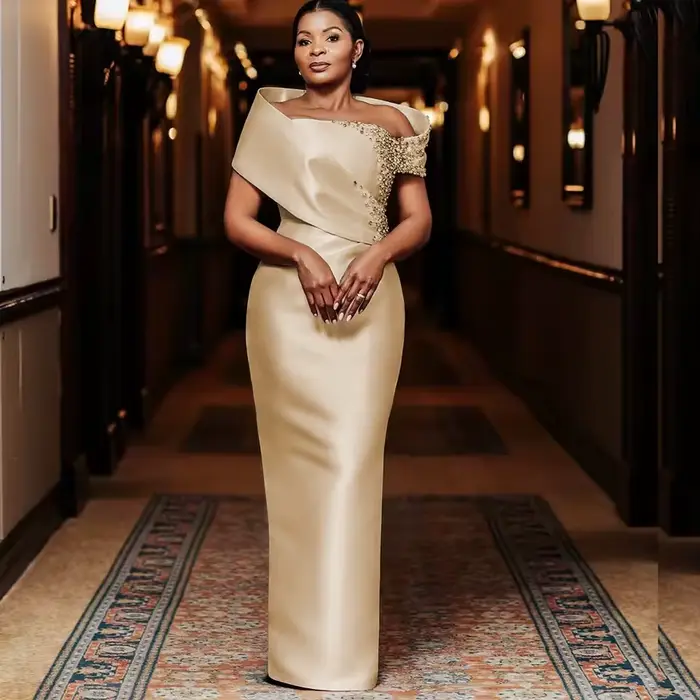 Robes de Soirée en Satin Champagne pour Mère de la Mariée 2026