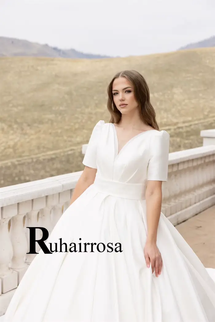 Ruhair robes De mariée simples pour Mariages col en v manches bouffantes a-ligne à lacets plissé Satin robe De Casamento personnalisé