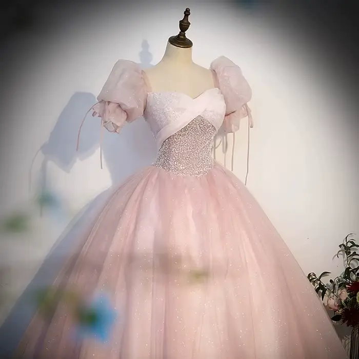 Robe de Soirée en Tulle à Paillettes et Manches Moelleuses Style Préppy Occasions Spéciales Nouvelle Collection 2024